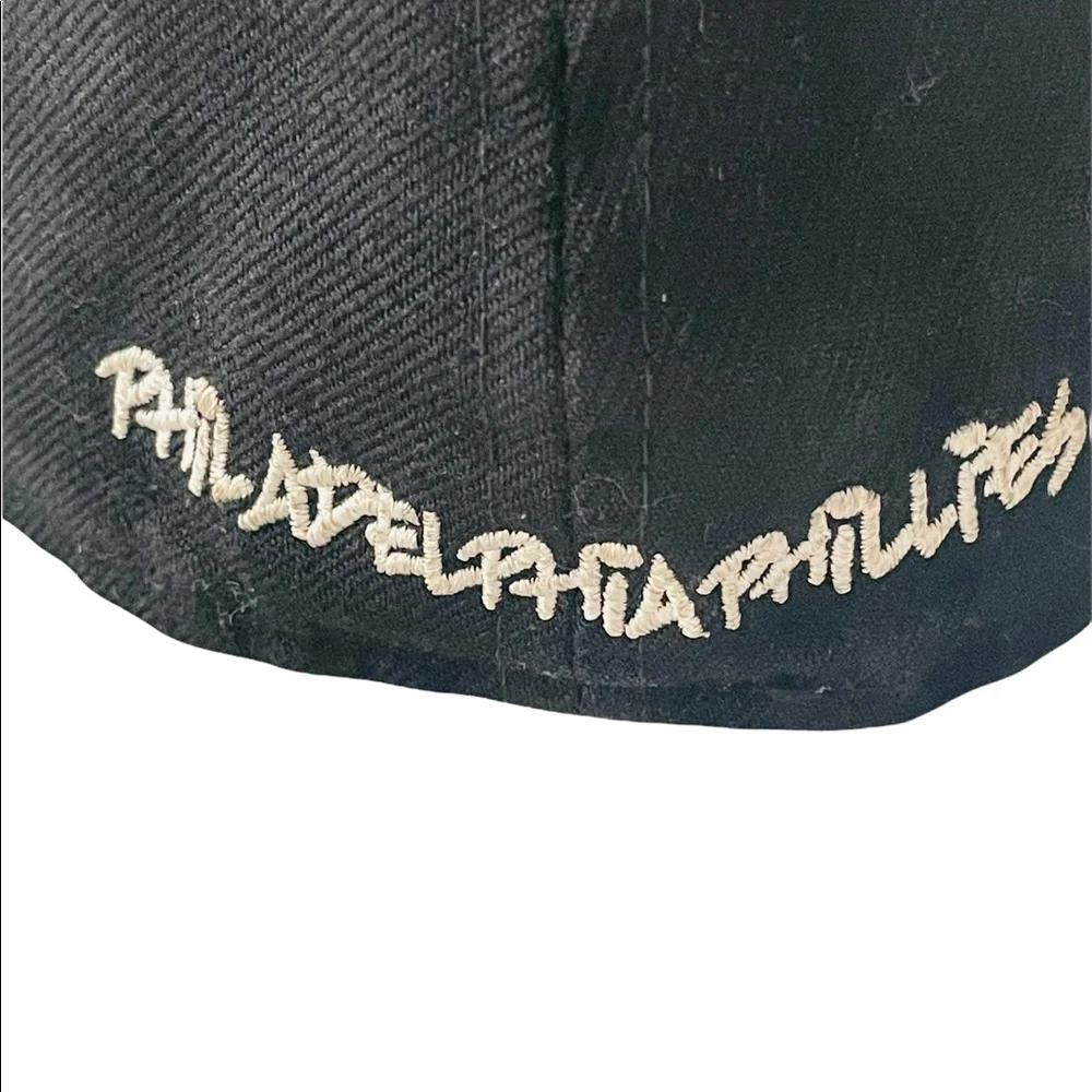 RARE!!! NEW ERA Philadelphia Phillies MLB Hat Wool Size 8 - Picture 4 of 7